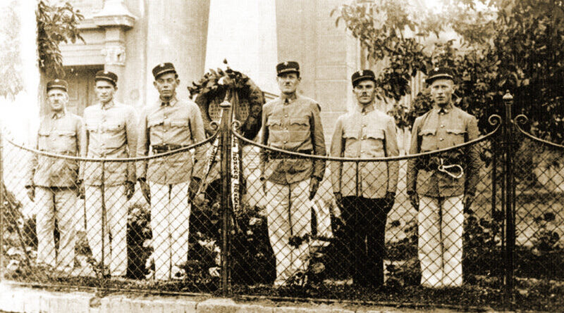 Száz halom őrzi az álmuk